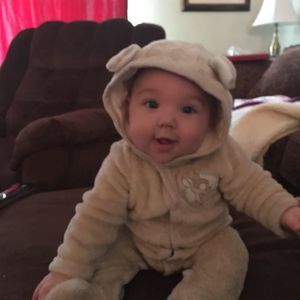 Meet your Posher, Ashley